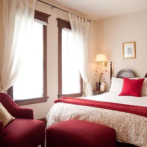 Bed & Breakfast Homestead House